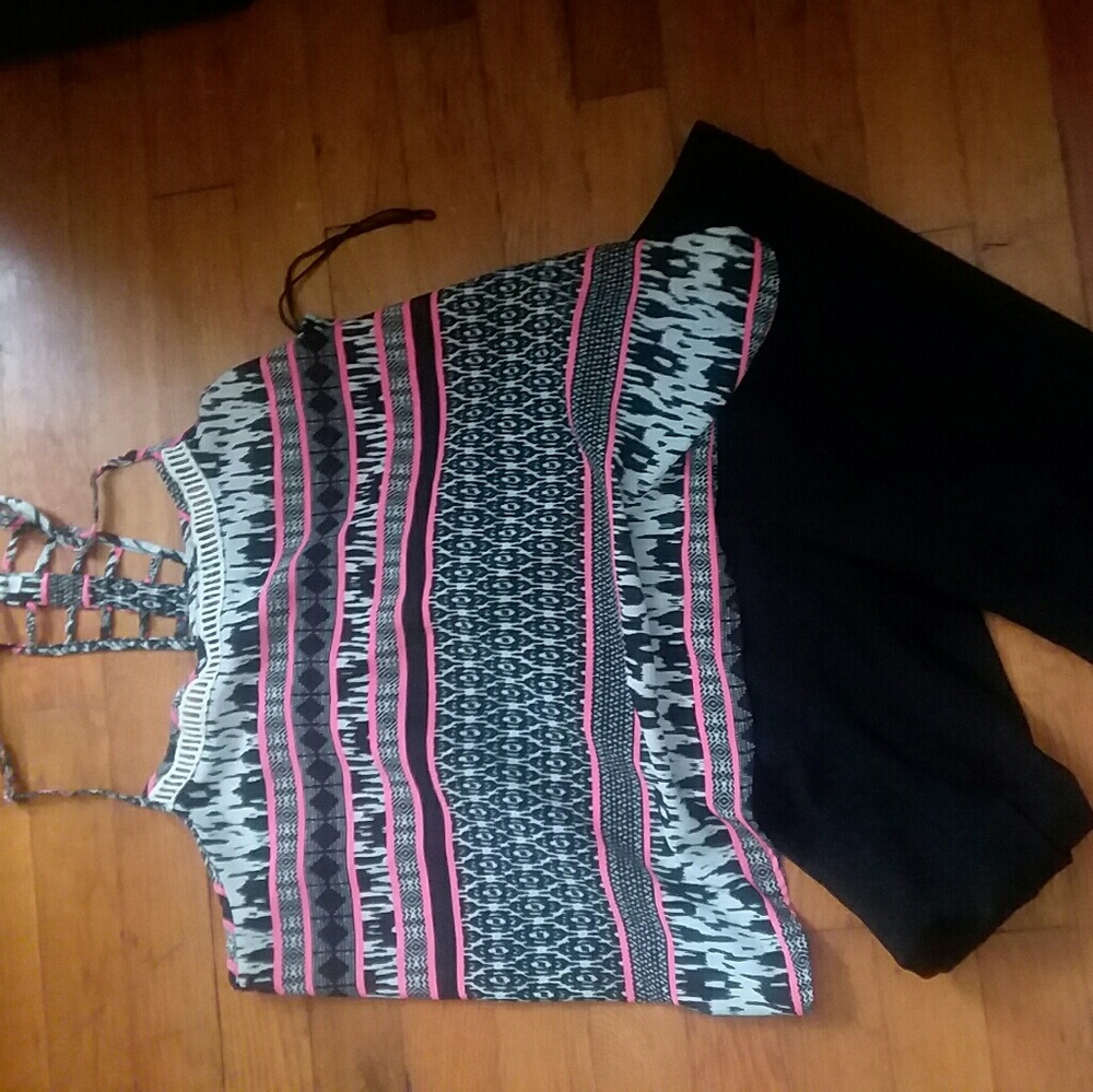 Outtfits - Picture 2 of 3